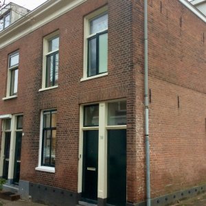 Hoekwoning in Arnhem met geïnstalleerd Carebrick systeem door Carebrick Vochtbestrijding Arnhem tegen optrekkend vocht.