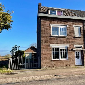 Hoekwoning in Landgraaf met het Carebrick systeem geïnstalleerd door Carebrick Vochtbestrijding Landgraaf tegen optrekkend vocht.