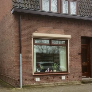 Hoekwoning in Tilburg behandeld met het Carebrick systeem voor vochtbestrijding tegen optrekkend vocht.