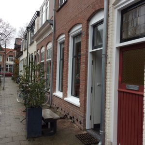 Tussenwoning in Haarlem behandeld met het Carebrick systeem voor vochtbestrijding tegen optrekkend vocht